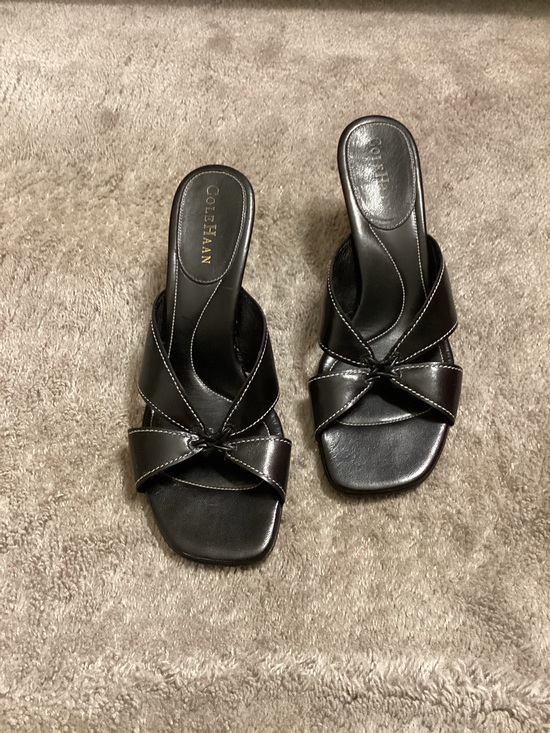 Cole Haan Shoes - Cole Haan Black Leather Knot Slide Mules